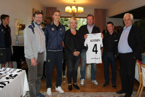 Sähkö-JoRe Oy: Jouni Immonen, Sirkku Immonen ja Kari Immonen 